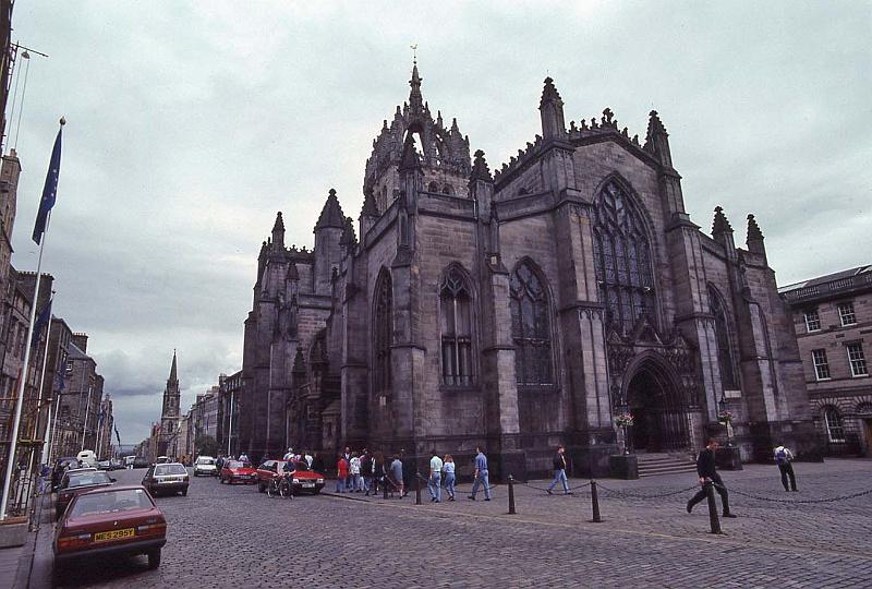 WT 3100 351-29 UK-3 1992.jpg